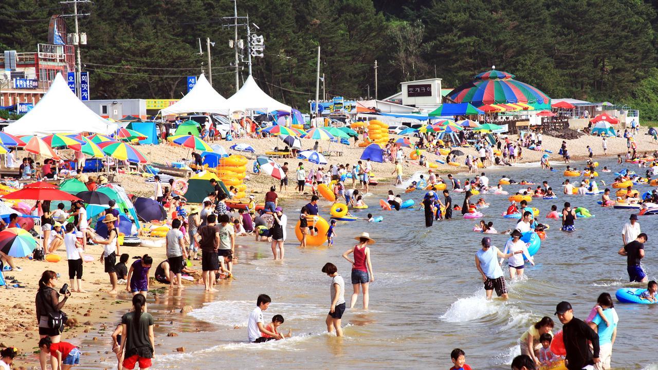 Ocean Beach Hotel Taean Buitenkant foto