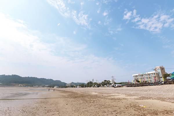 Ocean Beach Hotel Taean Buitenkant foto